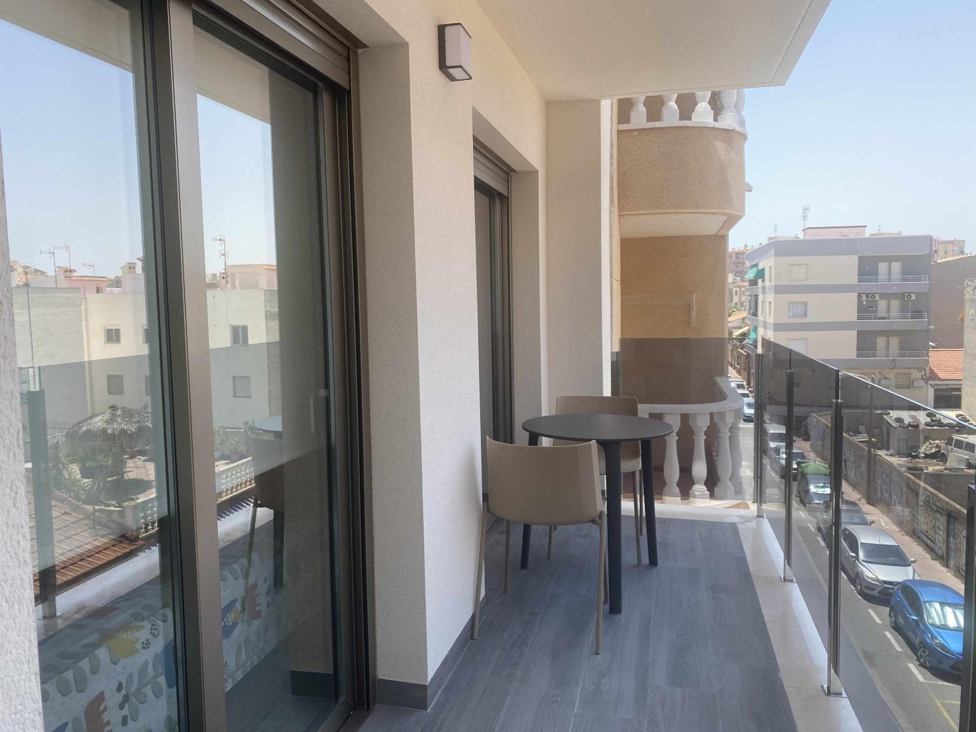 Moderno Apartamento A 200M De La Playa Torrevieja Eksteriør bilde